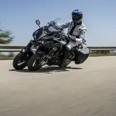 MC test av Yamaha Niken