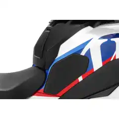 
<img alt="The No. 1 worldwide for high quality BMW motorcycle accessories." src="https://www.wunderlich.de/shop/skin/frontend/wunderlich/default/images/logo_with_claim.svg" />