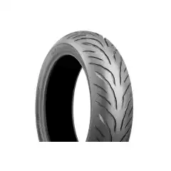 <strong data-end="108" data-start="67">Bridgestone Battlax T32 Sport Touring</strong> er et premium touring motorsykkeldekk som gir suveren ytelse, presis kontaktf&oslash;lelse og h&oslash;y tillit i alle veiforhold. Finnes ogs&aring; i <strong data-end="405" data-start="391">GT-versjon</strong> for mellomtunge og tunge motorsykler &ndash; perfekt for lange turer og sporty kj&oslash;ring.
