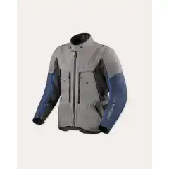 REV&rsquo;IT! Sand 5 H2O &ndash; flersesong adventure-jakke med avtakbare lag, ventilasjon og vanntett 3L hydratex&reg;-membran. Allsidig, beskyttende og klar for alle eventyr. <strong data-end="3445" data-start="3424">Rev&rsquo;it Sand 5 H2O</strong> er den mest avanserte utgaven av den legendariske adventure-jakken &ndash; laget for eventyrere som krever det beste. Med <strong data-end="3648" data-start="3564">flersesongdesign, avtakbare lag, topp beskyttelse og ventilasjon i verdensklasse</strong>, er den klar for alt fra bykj&oslash;ring til ekstreme langturer. En ekte <strong data-end="3746" data-start="3719">premium adventure-jakke</strong> &ndash; bygget for &aring; f&oslash;lge deg der veien slutter.