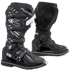 Avansert MX- og Enduro-st&oslash;vel utviklet for maksimal ytelse, komfort og beskyttelse. Laget i robust l&aelig;r og syntetisk materiale med FCS Flex Control System, Skywalk&reg; antiskli-s&aring;le og st&oslash;pte plastbeskyttere. Gir optimal st&oslash;tte, grep og fleksibilitet i krevende terreng &ndash; perfekt for den aktive f&oslash;reren som krever topp ytelse og slitestyrke.