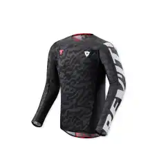 <strong data-end="1388" data-start="1361">Rev&rsquo;it! Thirteen Jersey</strong> &ndash; lett, pustende og fleksibel offroad-tr&oslash;ye i Pol Tarr&eacute;s&rsquo; signaturstil. Laget i slitesterk Lycra&reg; med aktiv passform og mesh-ventilasjon for maksimal komfort under krevende kj&oslash;ring. Perfekt for rally, grus og eventyr p&aring; to hjul. Denne <strong data-end="901" data-start="885">rally-tr&oslash;yen</strong> er laget for bruk <strong data-end="945" data-start="920">over rustning</strong> &ndash; da den er uten integrert beskyttelse &ndash; slik at du enkelt kan tilpasse sikkerheten etter behov. Perfekt for deg som kombinerer fart, frihet og komfort p&aring; to hjul