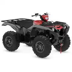 <strong data-end="470" data-start="439">Yamaha Grizzly 700 EPS 2025</strong> er en kraftig og sv&aelig;rt driftssikker ATV utviklet for krevende terreng, jakt og arbeid. Med <strong data-end="578" data-start="562">686 cc motor</strong>, <strong data-end="614" data-start="580">elektronisk servostyring (EPS)</strong>, <strong data-end="658" data-start="616">On-Command&reg; 2WD/4WD/differensialsperre</strong> og Yamahas anerkjente <strong data-end="707" data-start="681">Ultramatic&reg; automatgir</strong>, f&aring;r du en kompromissl&oslash;s firehjuling med h&oslash;y komfort, suveren fremkommelighet og <strong data-end="817" data-start="789">10 &aring;rs garanti p&aring; reimen</strong>.