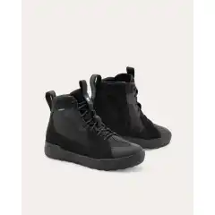 <strong data-end="144" data-start="107">REV&rsquo;IT! Arrow 2 H2O Ladies MC-sko</strong> er vanntette MC-sneakers for damer, utviklet for urban kj&oslash;ring og hverdagsbruk. Med hydratex&reg; membran, FLEXBLADE&reg;-teknologi, SEESOFT&trade; ankelbeskyttelse samt forsterket t&aring; og h&aelig;l kombinerer de ekte sneaker-komfort med p&aring;litelig MC-beskyttelse og stilrent design.