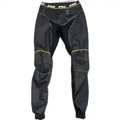 Artech Vind Tett Longs/Bukse &ndash; vindtett bukse med pustende bakside for varme og komfort under MC-, sn&oslash;scooter- og friluftskj&oslash;ring. Litt sm&aring; i st&oslash;rrelsen &ndash; g&aring; gjerne opp &eacute;n st&oslash;rrelse.