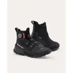 <article data-scroll-anchor="true" data-testid="conversation-turn-10" data-turn="assistant" data-turn-id="request-WEB:3acd678f-2340-4962-98d0-d50363c18d48-4" dir="auto" tabindex="-1">
<p data-end="254" data-is-last-node="" data-is-only-node="" data-start="0"><strong data-end="24" data-is-only-node="" data-start="0">REV&rsquo;IT! Undercut H2O</strong> er vanntette og tekniske MC-sneakers med sporty outdoor-design. Utstyrt med BOA&reg; Fit System, FLEXBLADE-teknologi og SEESOFT ankelbeskyttelse for optimal komfort, stabilitet og sikkerhet &ndash; perfekt for b&aring;de bykj&oslash;ring og hel&aring;rsbruk.</p>
</article>
