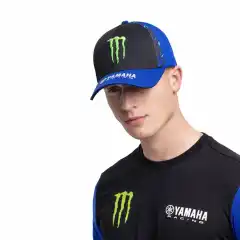 <strong data-end="33" data-is-only-node="" data-start="0">Yamaha 2026 Monster Caps Linz</strong> er en klassisk unisex baseballcaps i svart/bl&aring; med <strong data-end="130" data-start="85">broderte Yamaha Racing- og Monster-logoer</strong>. Den har ventilasjonshull og justerbar metallspenne for komfortabel passform &ndash; perfekt til solrike dager og racing-stil i hverdagen.<br />
 