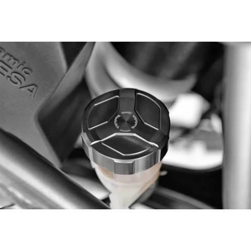 Brake reservoir aluminum cover rear