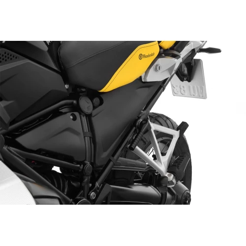 Wunderlich frame cover (with opening for socket)