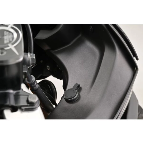 USB Type-C Cowl mount