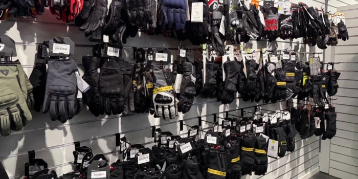 Kjøreutstyr mc på Speed Motorcenter, Speed Motorcenter, SpeedMC, Sandefjord, MCklær, MC hansker, MC